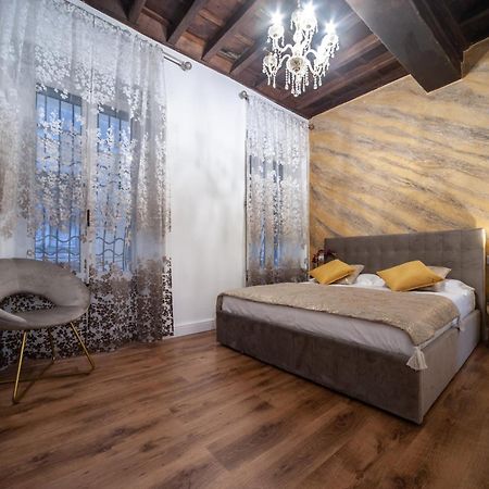 Pantheon Charming Accommodation Rome Exterior photo