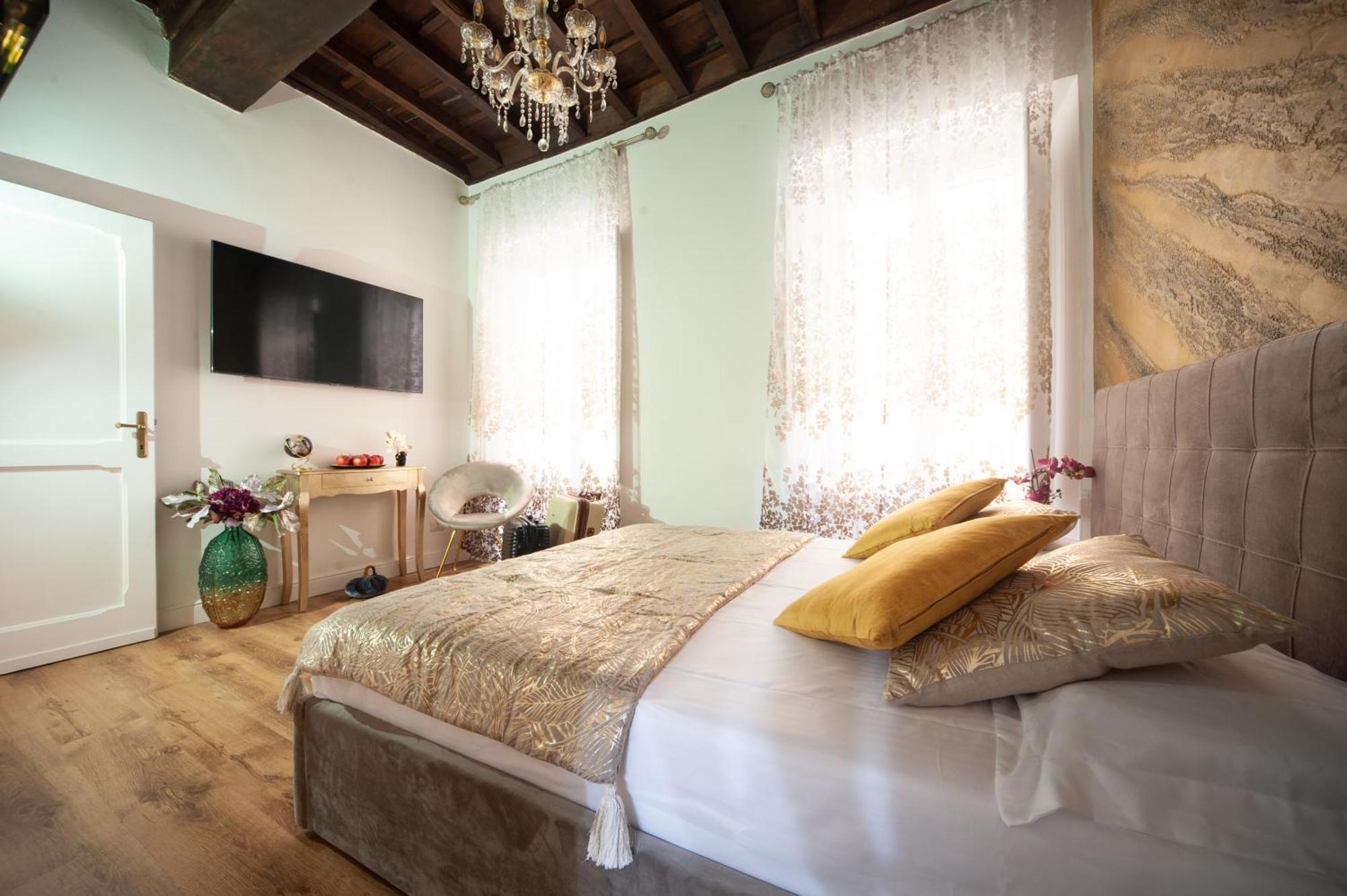 Pantheon Charming Accommodation Rome Exterior photo